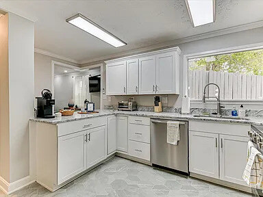 Dogwood kitchen and hall